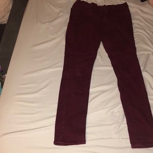 MAROON SOFT JEANS